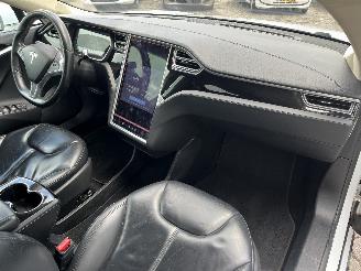 Tesla Model S Model S Liftback 85 (L1S) [270kW]  (09-2012/02-2016) picture 18