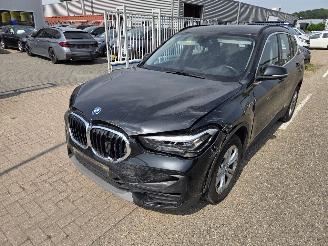 Voiture accidenté BMW X1 25e Xdrive  Plug-in hybride 2021/11