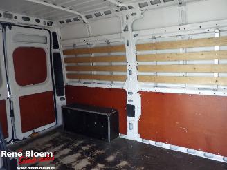 Peugeot Boxer 2.0 Blue HDI L2H2 Premium Pack picture 12