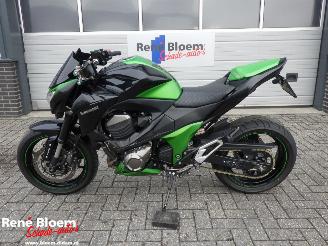 krockskadad bil motor Kawasaki Z 800  2015/1