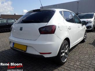 skadebil auto Seat Ibiza 1.4 TDI Style Connect 90pk 2017/2