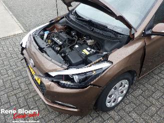 Hyundai I-20 1.2 HP i-Motion Comfort Navi picture 8