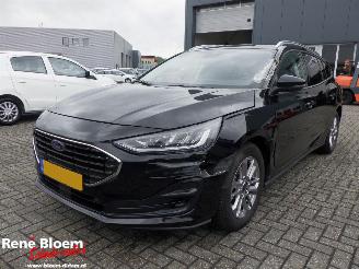 Ford Focus 1.0 EcoBoost Titanium Hybrid picture 4