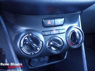 Peugeot 208 1.2 PureTech Blue Lion 5drs picture 16