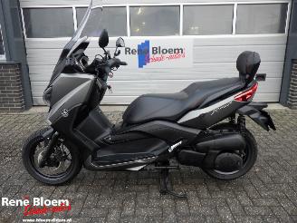 Schade motor Yamaha XMAX 250  2016/3