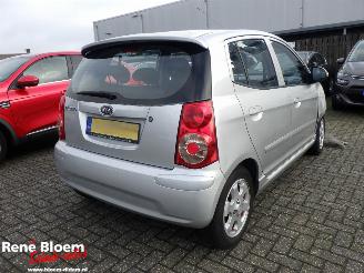 Schadeauto Kia Picanto 1.1 X-clusive 2008/9