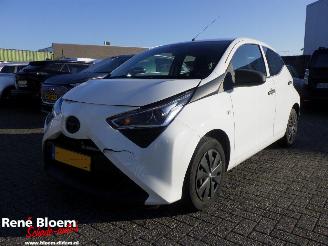 uszkodzony samochody osobowe Toyota Aygo 1.0 VVT-I X-Fun 5drs Airco 2019/12