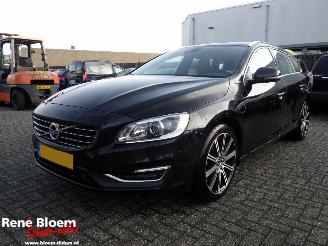 skadebil auto Volvo V-60 2.4 D6 Twin Engtine R-Design Aut 2015/9