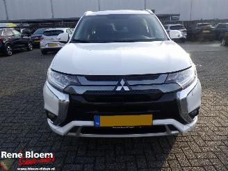 Mitsubishi Outlander 2.4 PHEV Pure  Aut Navi picture 6
