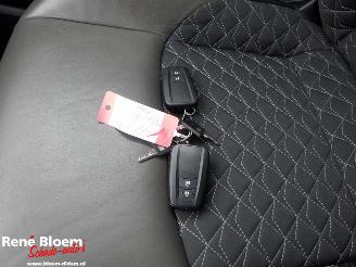 Toyota C-HR 2.0 Hybrid Executive picture 15