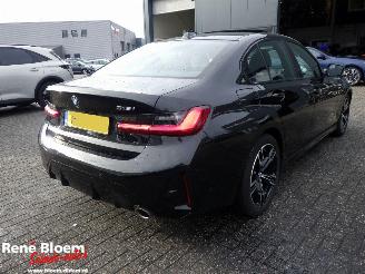 BMW 3-serie 318i M-pakket Automaat picture 4