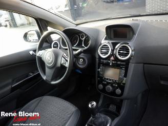 Opel Corsa 1.4 16V Cosmo Airco picture 10