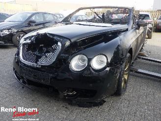 krockskadad bil auto Bentley Continental GTC 6.0 W12 2009/12