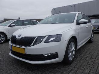 Auto incidentate Skoda Octavia 1.0 TSI Greentech Ambition 116pk 2017/10