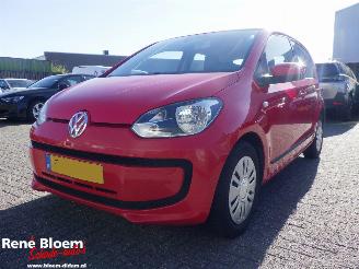 krockskadad bil auto Volkswagen Up! 1.0 Move up! Bluemotion 2015/8