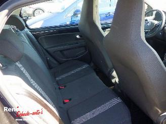 Volkswagen Up! 1.0 BMT High Up 5drs a-camera picture 14