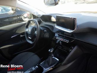 Peugeot 208 1.2 PureTech 100 Allure picture 9