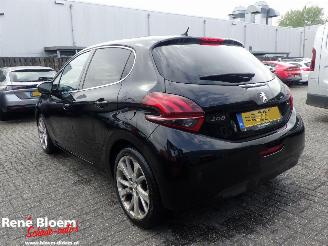 Peugeot 208 1.2 Pure Tech Allure 110pk picture 5