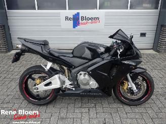 krockskadad bil motor Honda CBR 600 RR 2003/3