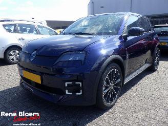 Unfallwagen Renault 5 urban range techno 40kW 2025/12
