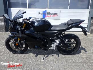 krockskadad bil motor Yamaha  R125 2026/2