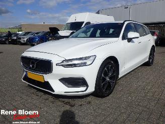 Unfallwagen Volvo V-60 2.0 B3 Momentem Avantgarde 163pk Aut 2021/7