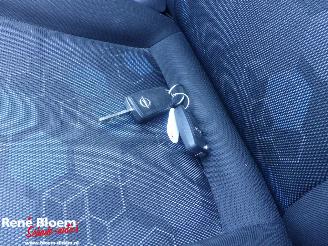 Opel Karl ROCKS / VIVA ROCKS 1.0 Online Edition picture 17