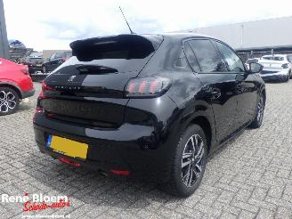 škoda osobní automobily Peugeot 208 1.2 PureTech Allure 101pk 2023/1