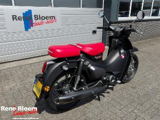 Honda  C 125 A Super Cub picture 4