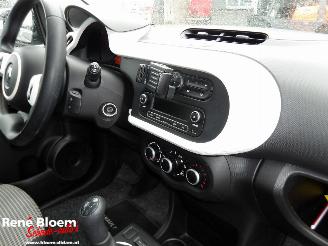 Renault Twingo 1.0 SCe Authentique picture 12
