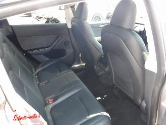 Tesla Model Y Long Range RWD 75kWh picture 16