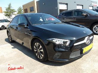 Mercedes A-klasse 180d Business Solution 116pk picture 2