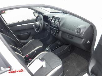 Dacia Spring Essential 27kwh picture 8