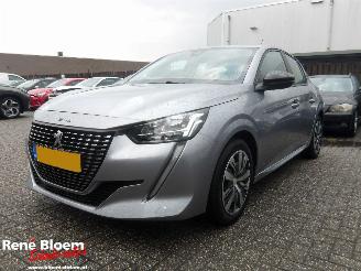 Damaged car Peugeot 208 1.2 Purtech Active Pack 2023/5