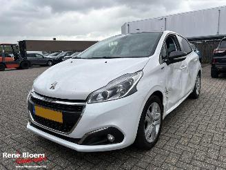 Coche accidentado Peugeot 208 1.2 PureTech Signature 5drs 2019/1