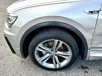 Volkswagen Tiguan 1.4 TSI 150pk aut + f1 R-Line - pano - nap - massage - trekh - front + line assist - dynaudio - virtual picture 87