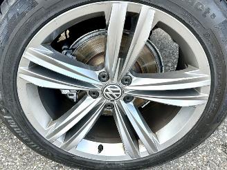 Volkswagen Tiguan 1.4 TSI 150pk aut + f1 R-Line - pano - nap - massage - trekh - front + line assist - dynaudio - virtual picture 80