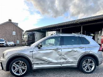 krockskadad bil auto Volkswagen Tiguan 1.4 TSI ACT Highline 2017/1