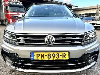 Volkswagen Tiguan 1.4 TSI 150pk aut + f1 R-Line - pano - nap - massage - trekh - front + line assist - dynaudio - virtual picture 3
