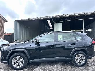 damaged passenger cars Toyota Rav-4 2.5 Hybrid 178pk aut 2022/11