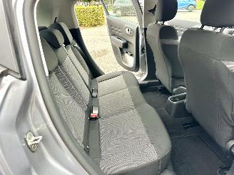 Citroën C3 1.2 PureTech 83pk C-Series - navi - line assist - clima - cruise - apple carpl - 66dkm nap - licht + regensensor picture 71