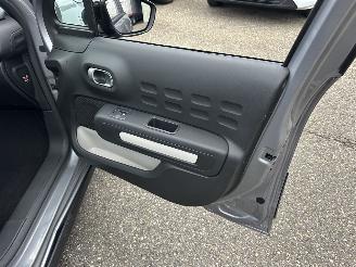 Citroën C3 1.2 PureTech 83pk C-Series - navi - line assist - clima - cruise - apple carpl - 66dkm nap - licht + regensensor picture 56