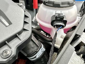 Volkswagen Up! 1.0i 65pk 5drs - nap - airco - line assist - bleutooth - aux - elektr ramen - led - facelift - rijdbaar picture 54