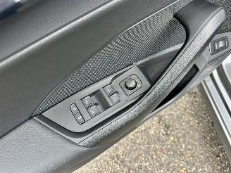 Skoda Octavia RS 2.0 TSI 265pk Aut + F1 Combi - pano - crystal light - front + line + side assist - virtual - 19 inch - keyless picture 61