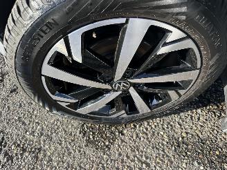 Volkswagen Polo 1.0 TSI 95pk Life 5drs - 76dkm nap - front + line assist - acc - pdc v+a - airco - cruise - carplay - lmv picture 80