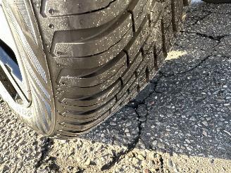 Volkswagen Polo 1.0 TSI 95pk Life 5drs - 76dkm nap - front + line assist - acc - pdc v+a - airco - cruise - carplay - lmv picture 77