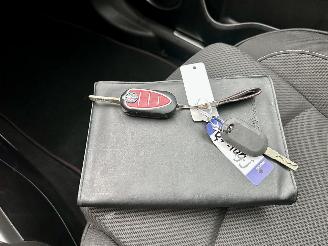 Alfa Romeo MiTo 1.4i 79pk 6-bak Distinctive - airco - elektr ramen + spiegels - lmv - radio - boekjes + sleutels compl picture 31