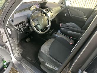 Citroën C4 Spacetourer 1.2T 131pk aut + f1 Bus 7-pers - nap - navi - virtual - line assist - keyless entry + start - pdc picture 20