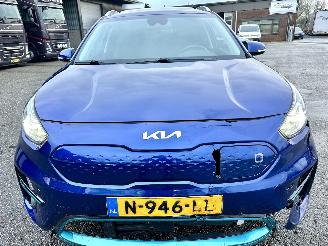 Kia e-Niro 64kWh 204pk aut DynamicPlusl - nap - schuifdak - carplay - keyless - stuurverw - front + line assist picture 3