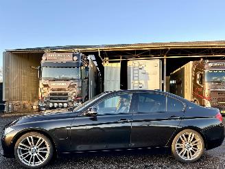 Unfallwagen BMW 3-serie 330e 245pk High Executive 2016/2